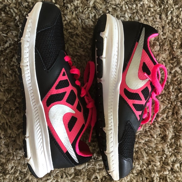 Nike Girls shows, size 13c, EUC-LN - Picture 3 of 3